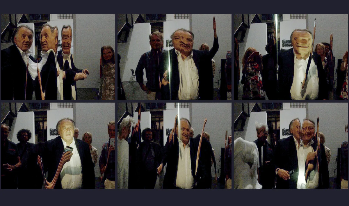 Peter Weibel im „tx-mirror“, Echtzeitinstallation von Martin Reinhart und Virgil Widrich, ZKM-Karlsruhe, 2018