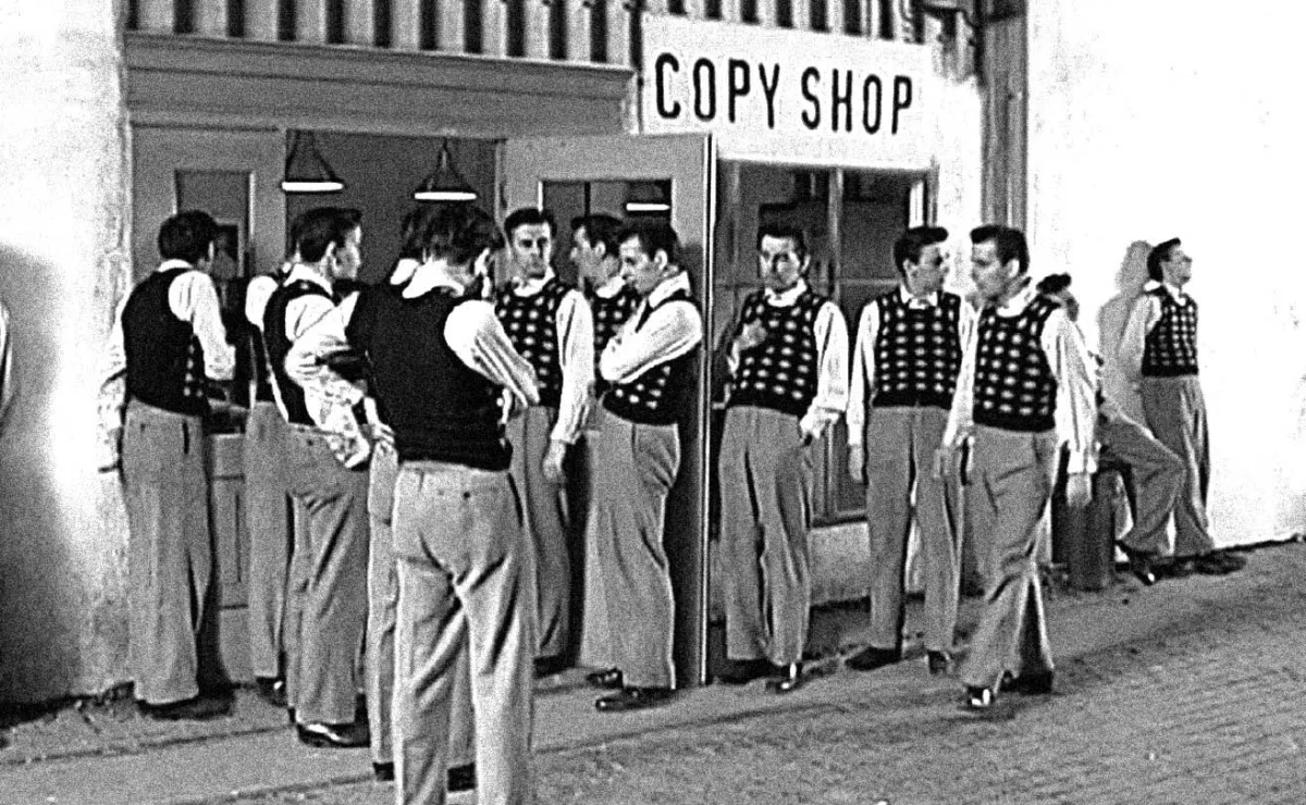 Filmkader aus „Copy Shop“, 2001, mit Johannes Silberschneider