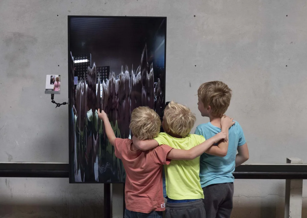 tx-mirror in der PostCity, Ars Electronica, September 2019
