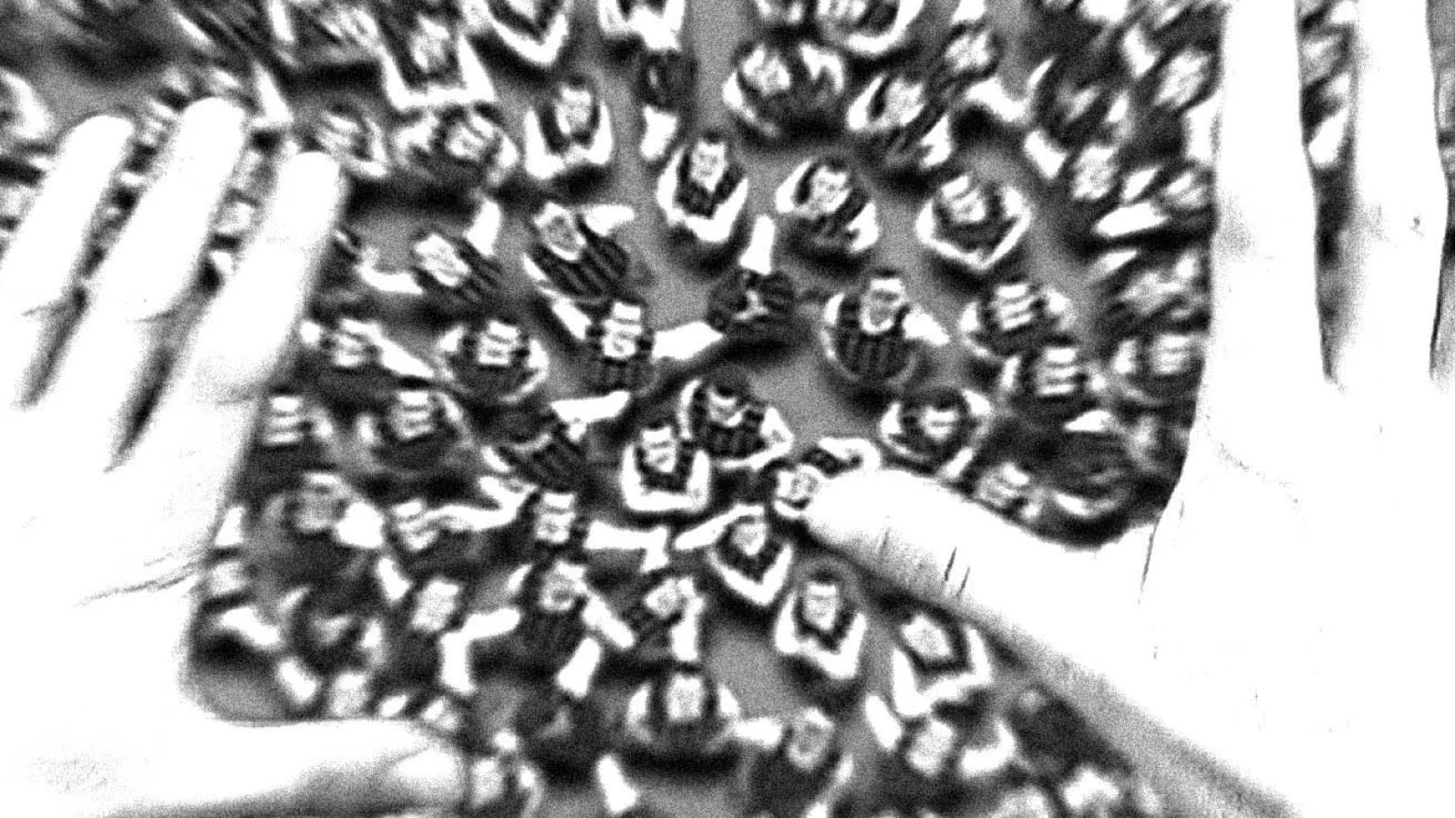 Filmkader aus „Copy Shop“, 2001, mit Johannes Silberschneider