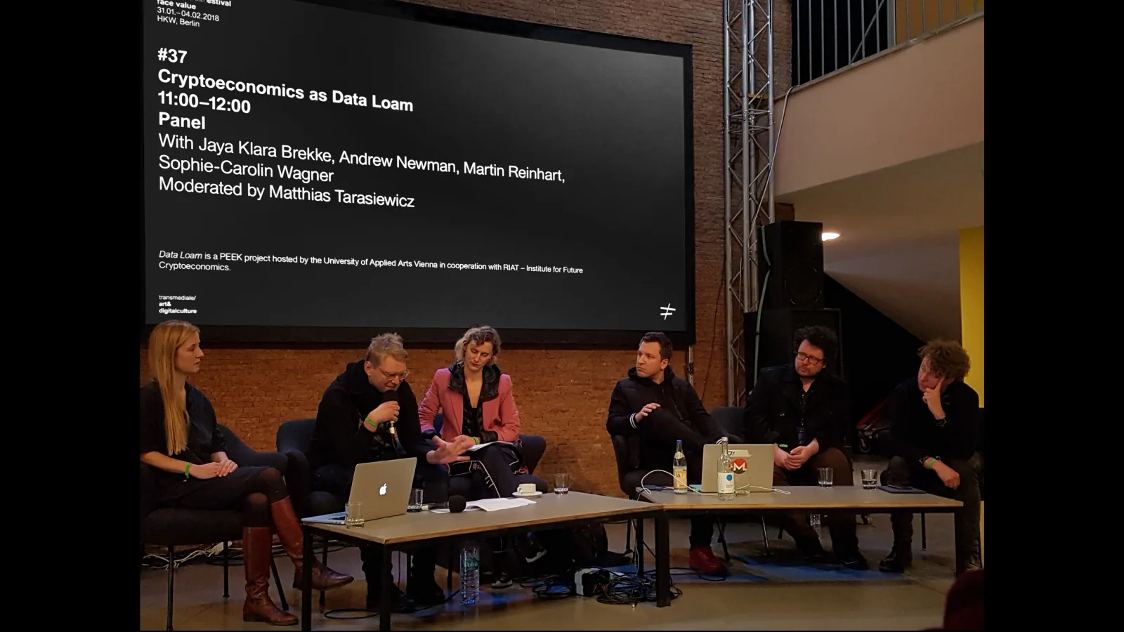 „Cryptoeconomics as Data Loam“: Präsentation bei der Transmediale in Berlin im Februar 2018. Auf dem Panel: Sophie-Carolin Wagner, Markus Zimmermann, Jaya Klara Brekke, Matthias Tarasiewicz, Martin Reinhart, Andrew Newman.