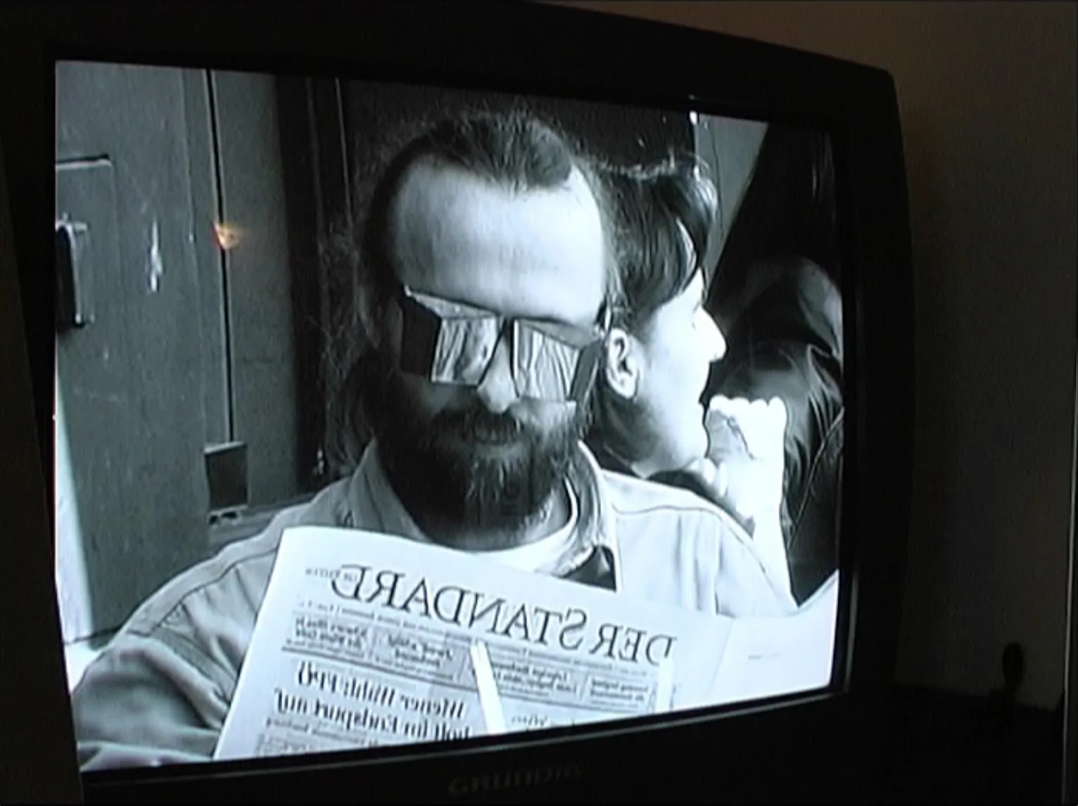 Standbild aus dem Film „Linksrechts“, 2001