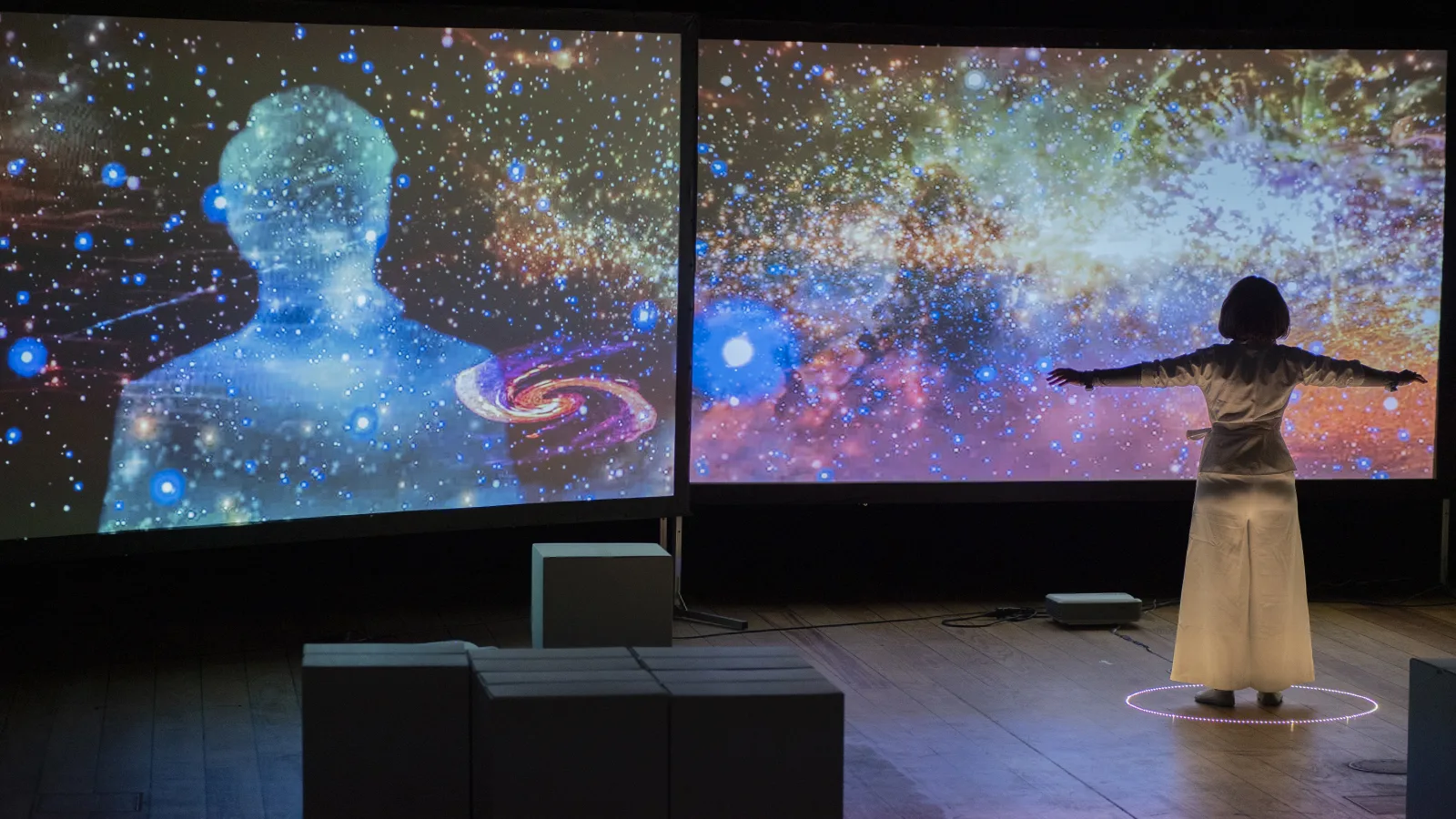 Anna Herbst in „Nova – Imperfecting Perfection“ von Franz Danksagmüller, Dortmund, Juni 2019