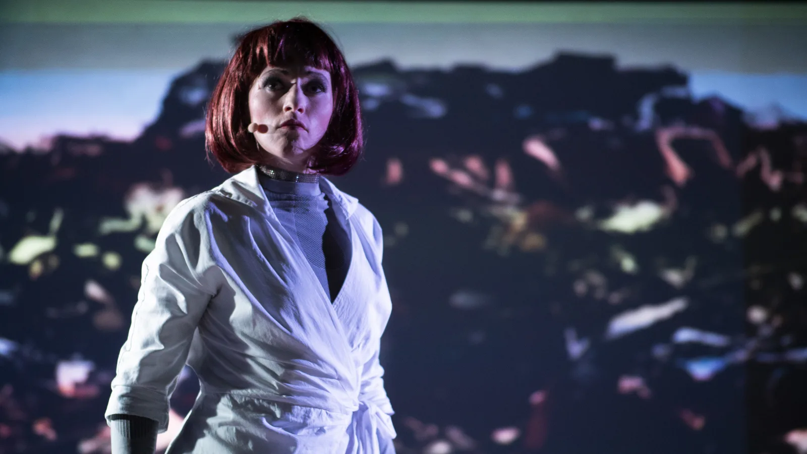 Anna Herbst in „Nova – Imperfecting Perfection“ von Franz Danksagmüller, Dortmund, Juni 2019