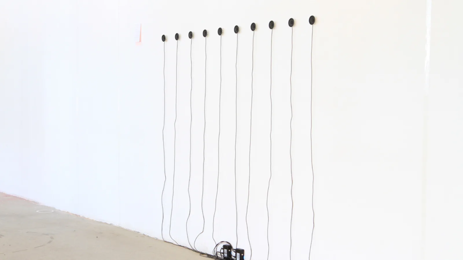 „Parameter{world} - parameters for every or no thing“, Michael Bachhofer, David Palme: „Brunnenmarkt Dynamics“, 2011