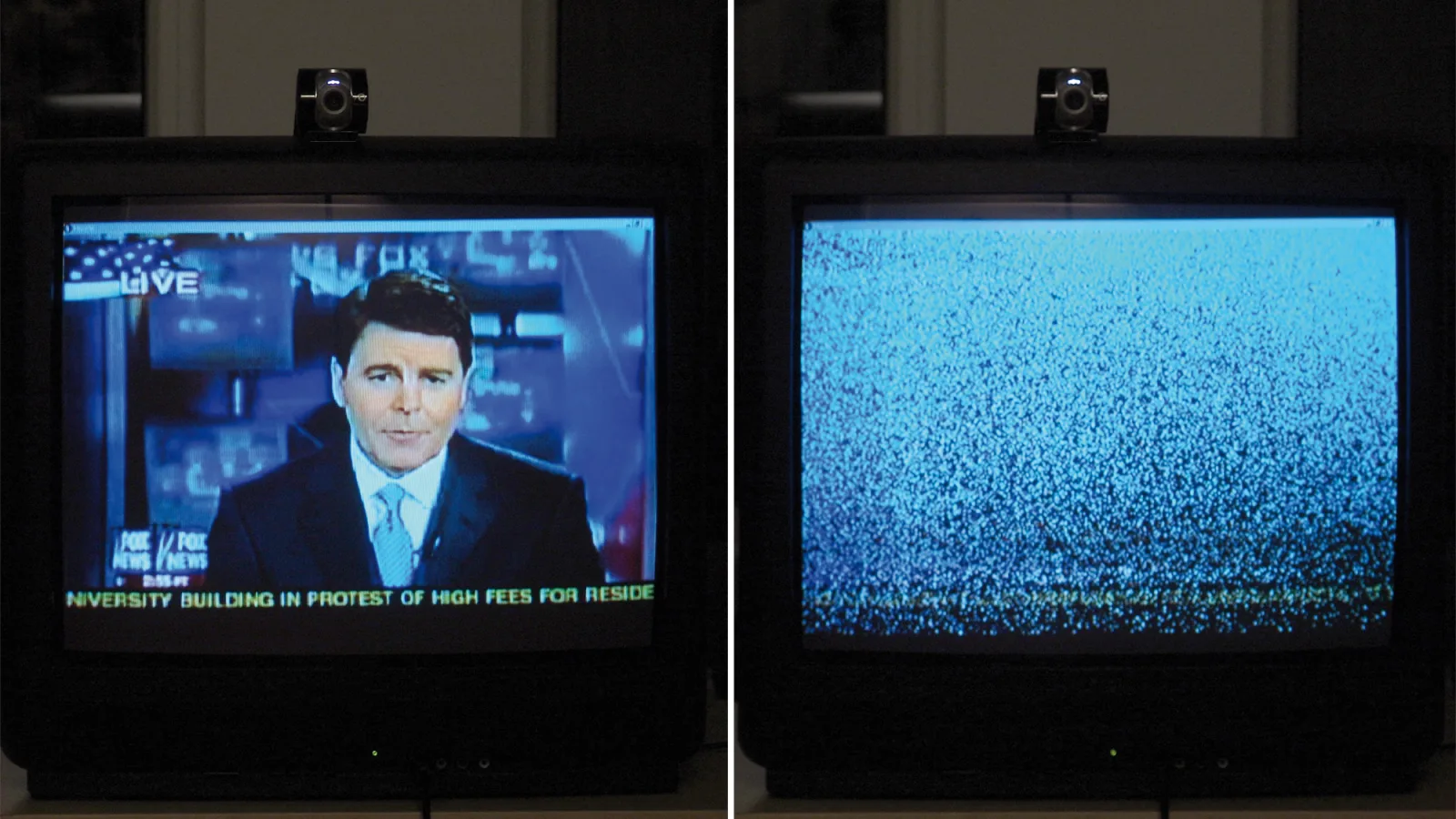 Peter Tilg, Nicholas Wormus: BREAKING NEWS, Interaktive Installation, 2008