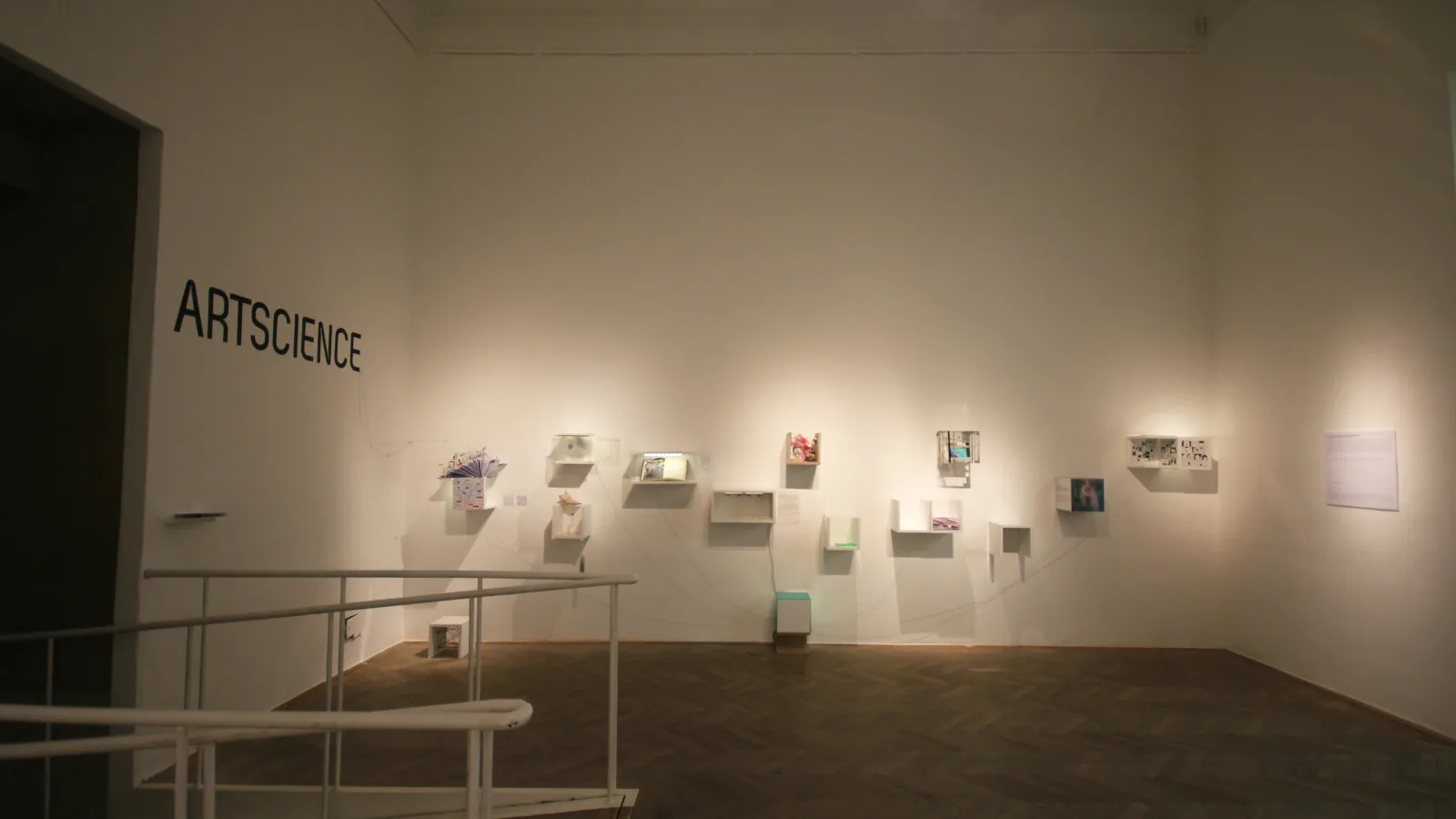 „Essence12“, Gemeinschaftsarbeit: „Here and There. Experiences from On-Site Research“
