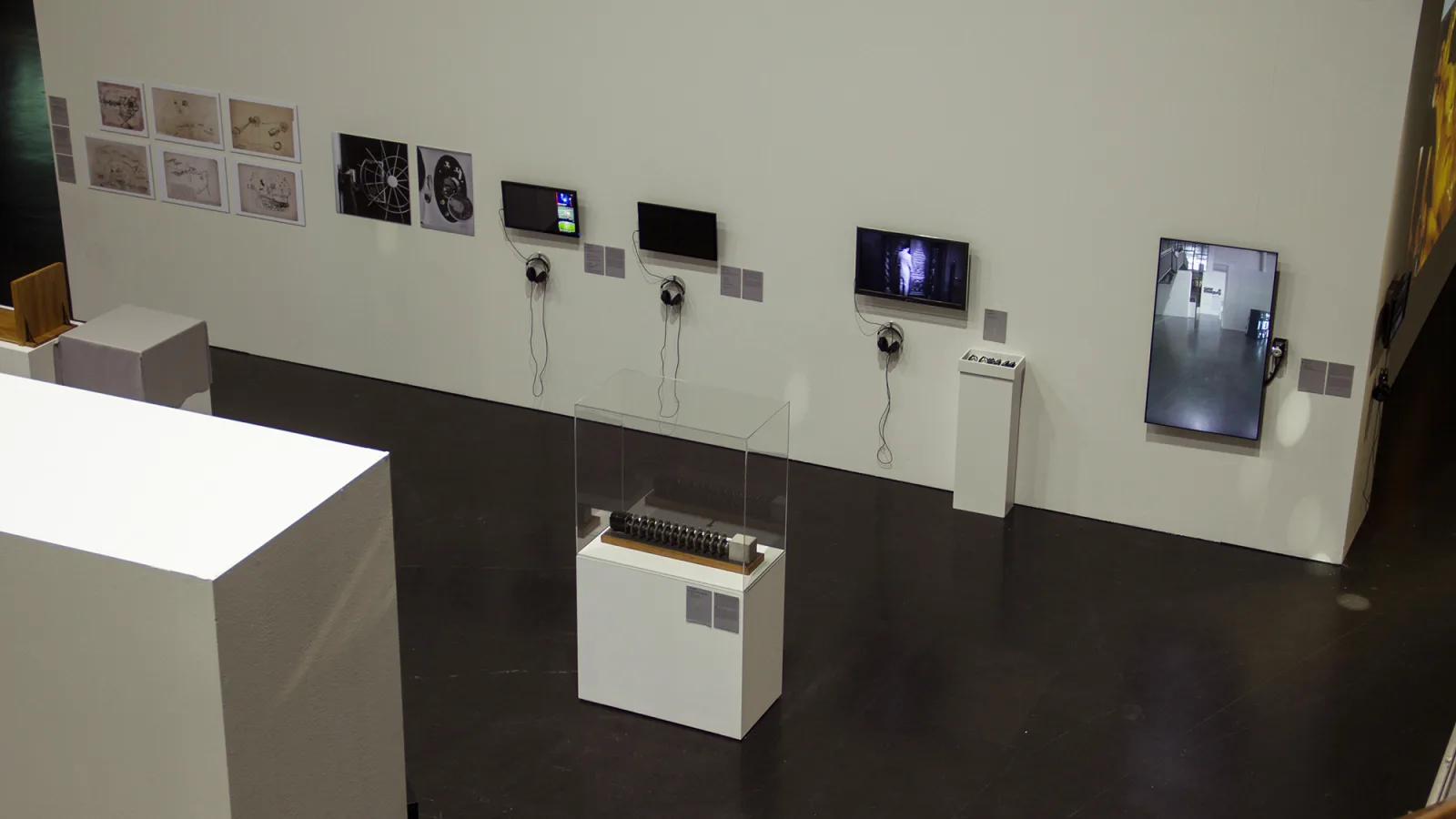 „tx-mirror“, Echtzeitinstallation von Martin Reinhart und Virgil Widrich, ZKM-Karlsruhe, 2018. Foto: Virgil Widrich