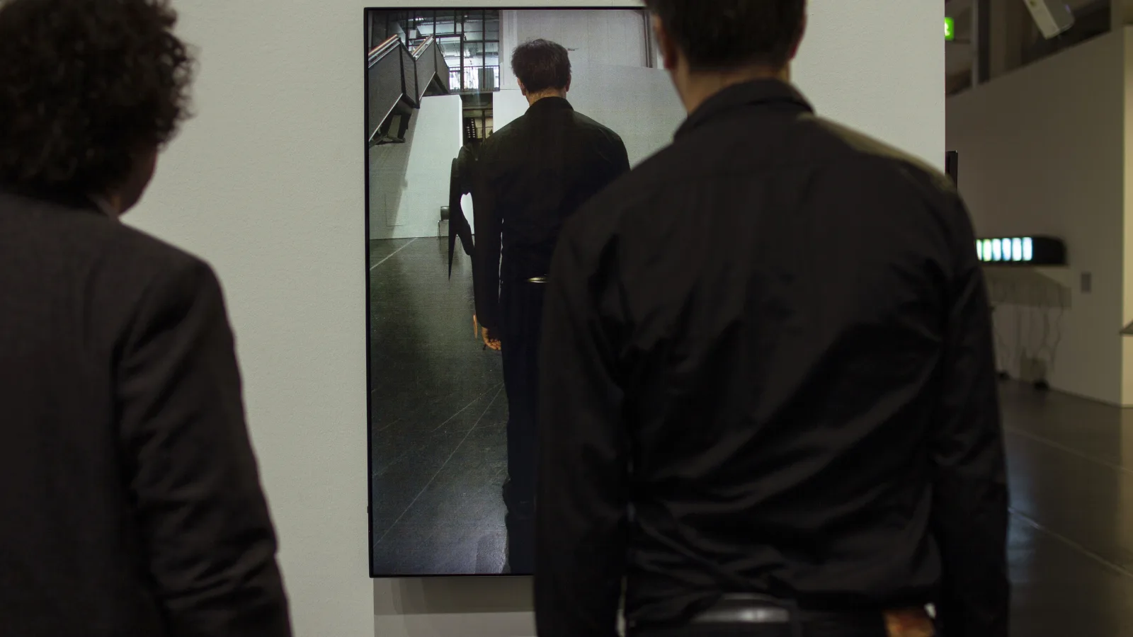 „tx-mirror“, Echtzeitinstallation von Martin Reinhart und Virgil Widrich, ZKM-Karlsruhe, 2018. Foto: Virgil Widrich