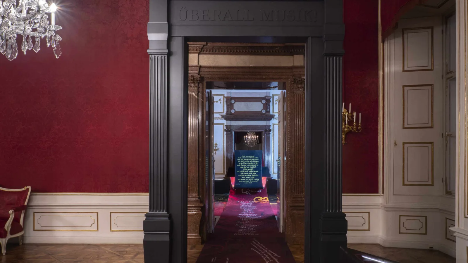 Ausstellung im DomQuartier Salzburg: „Überall Musik!“, Carabinierisaal, 2020, Foto: Virgil Widrich