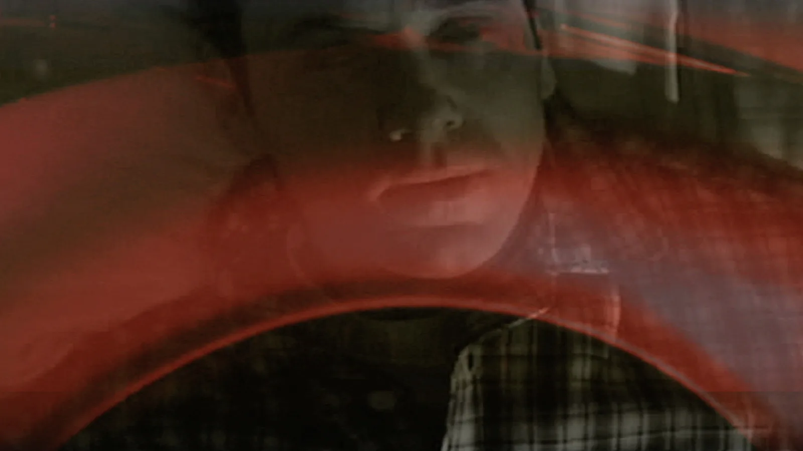 Standbild aus dem Film „warning triangle“, 2011